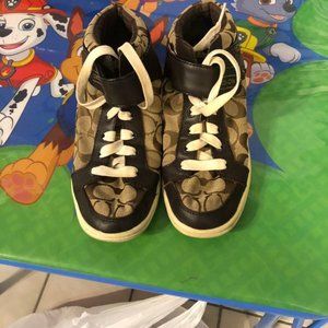 Women's 8.5 Coach Sneakers